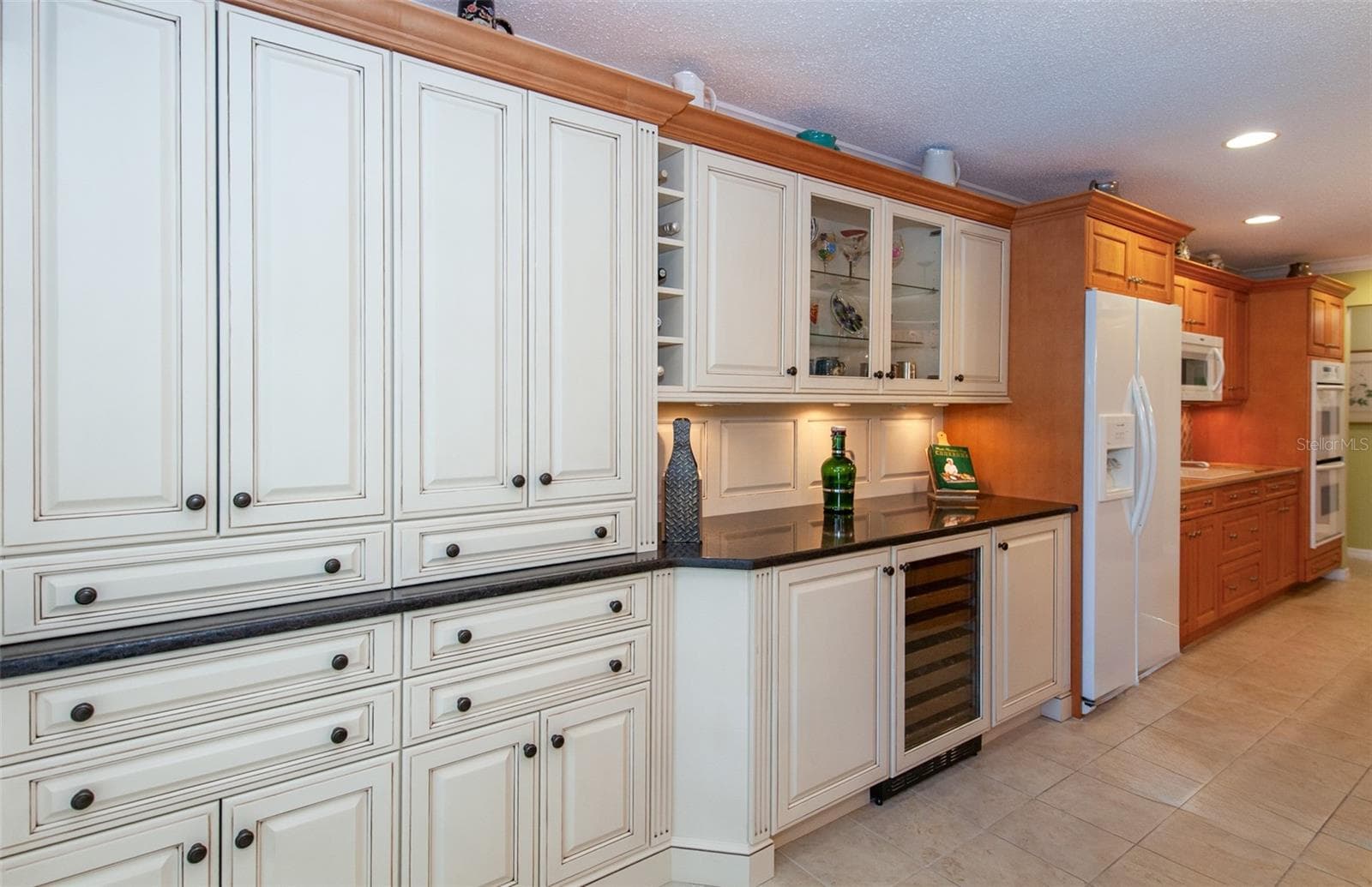Single Family Residence at 810 CARNOUSTIE DR, VENICE, photo 29 of 77