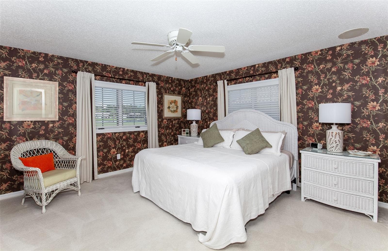 Guest bedroom - 810 CARNOUSTIE DR, VENICE