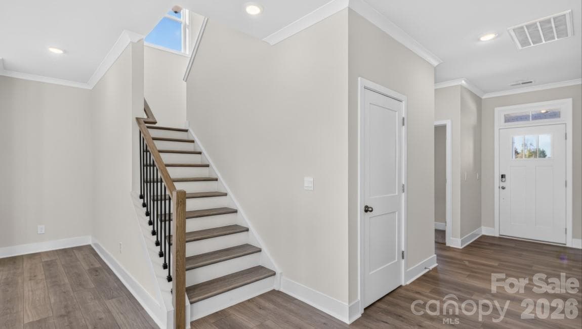 Single Family Residence at 4175 Round Table Drive, Gastonia, photo 8 of 103