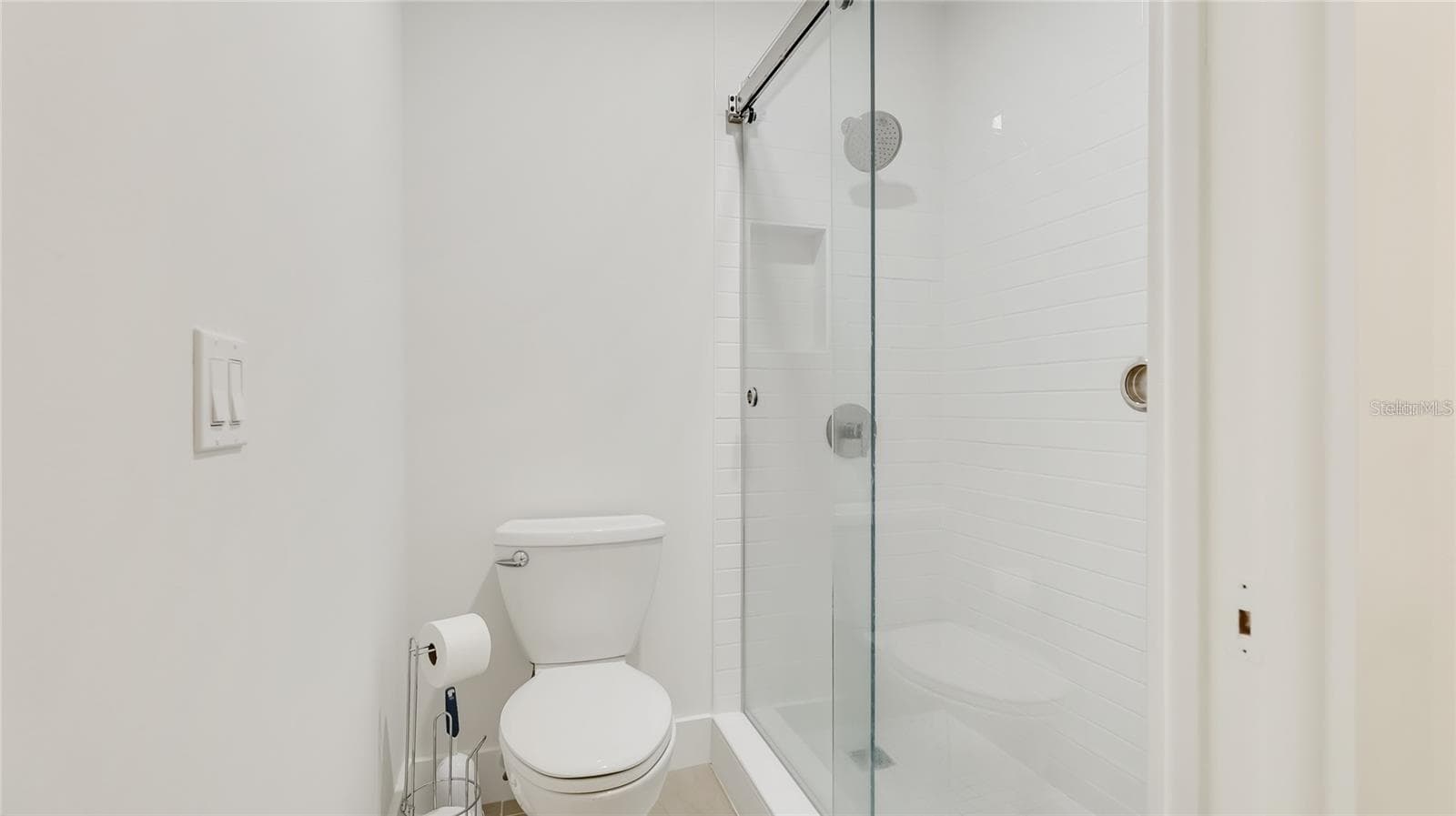 Condominium at 303 SPRINGDALE DR #303, BRADENTON, photo 18 of 24