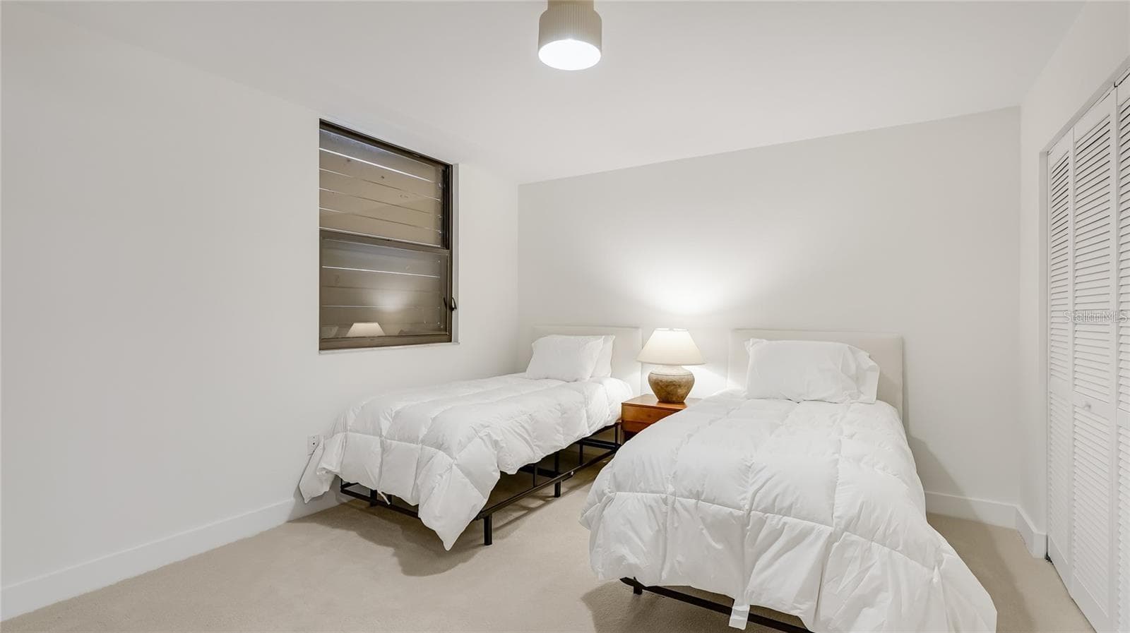 Condominium at 303 SPRINGDALE DR #303, BRADENTON, photo 20 of 24