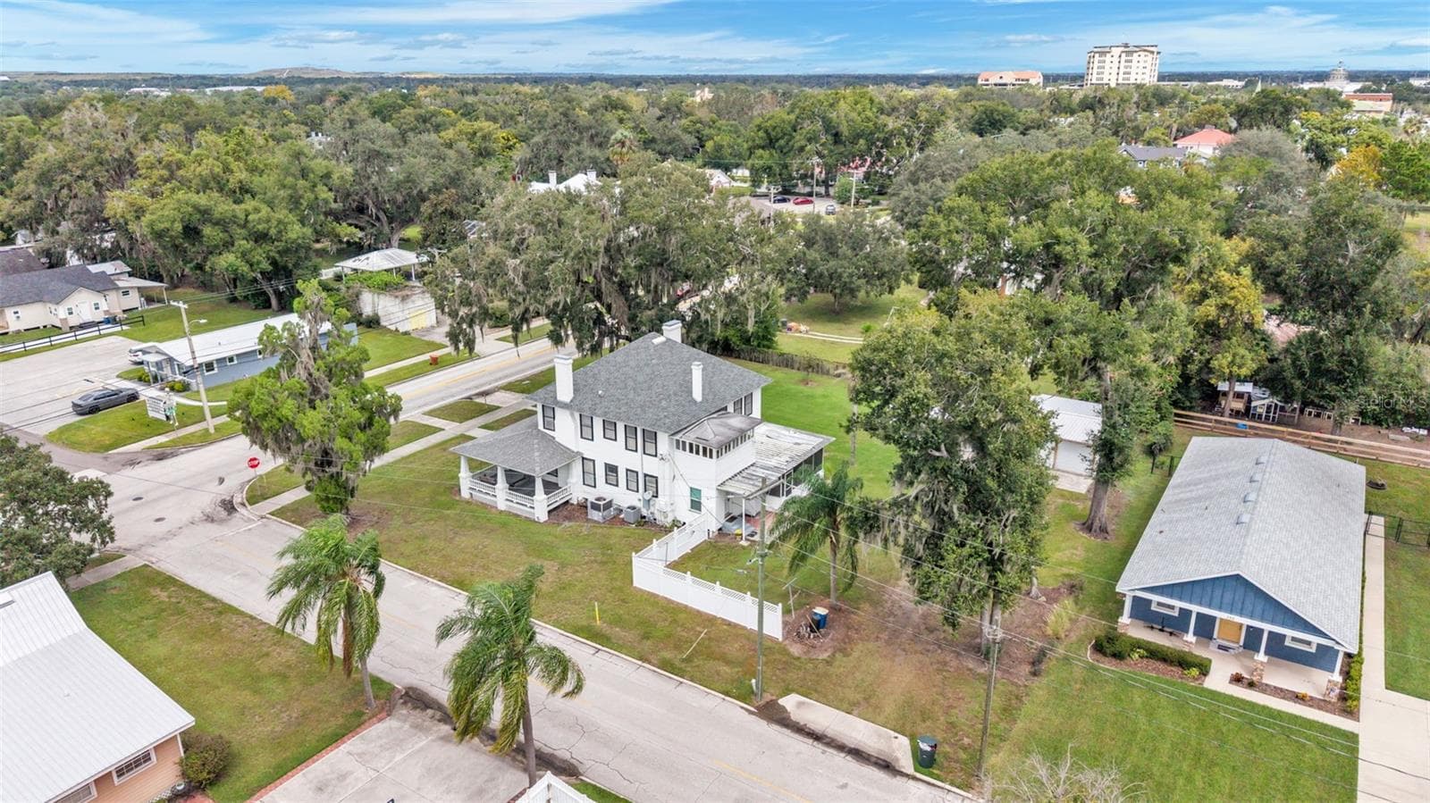 Single Family Residence at 790 S BROADWAY AVE, BARTOW, photo 2 of 66