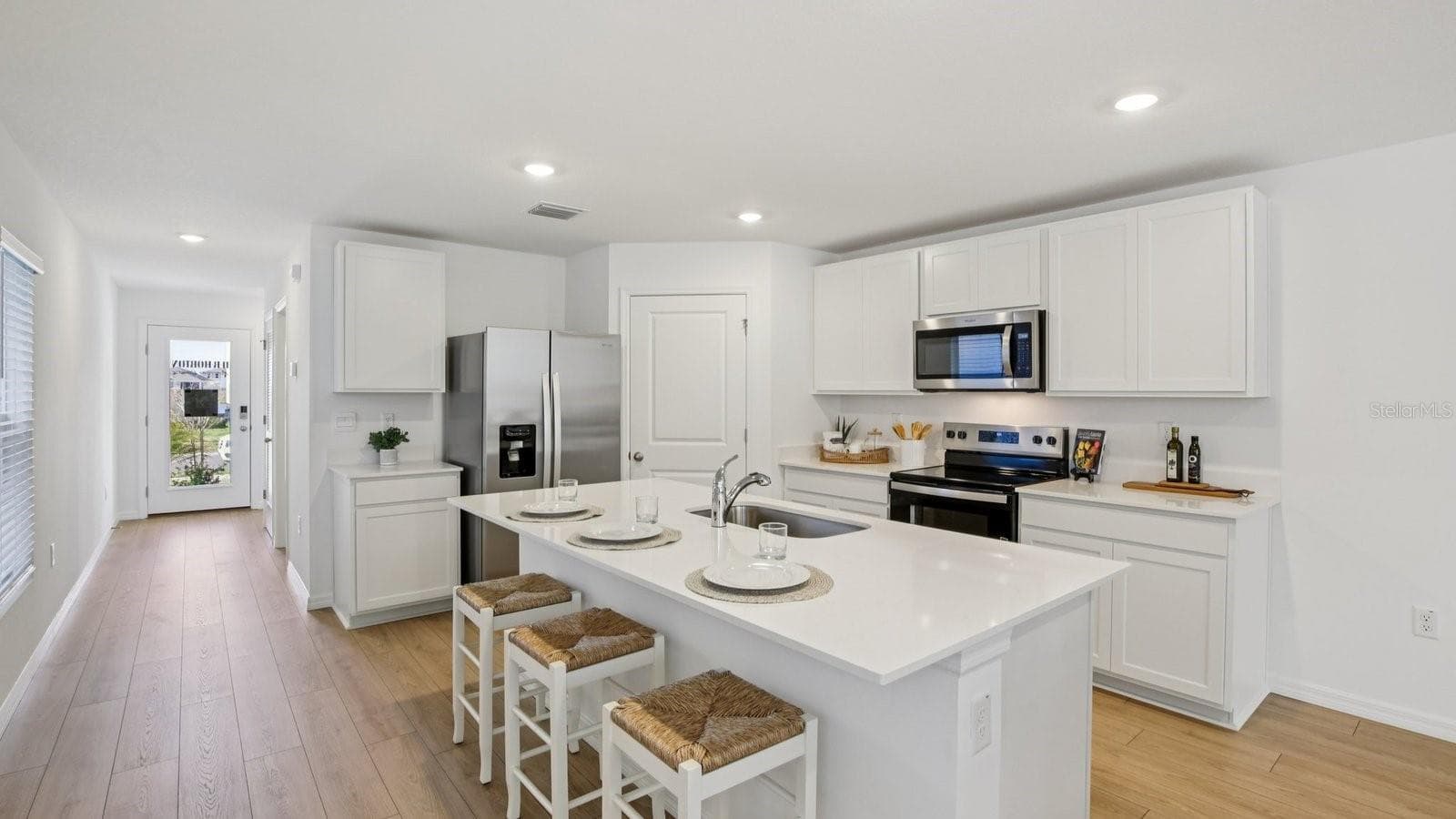 Single Family Residence at 1112 SPOTTED EGRET LOOP, RUSKIN, photo 11 of 26