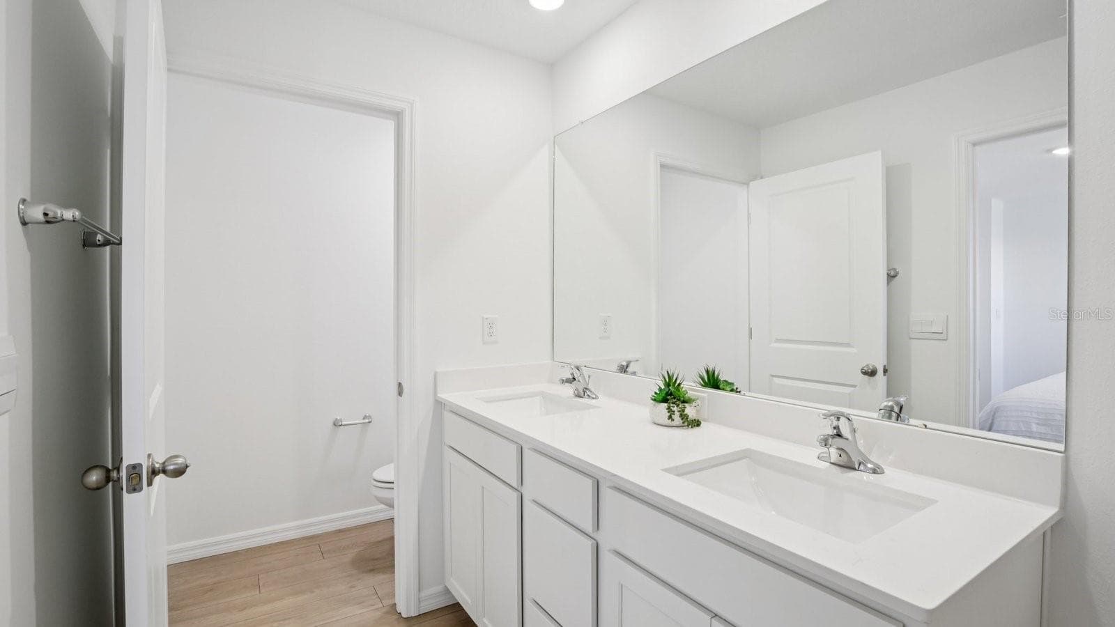 Single Family Residence at 1112 SPOTTED EGRET LOOP, RUSKIN, photo 20 of 26