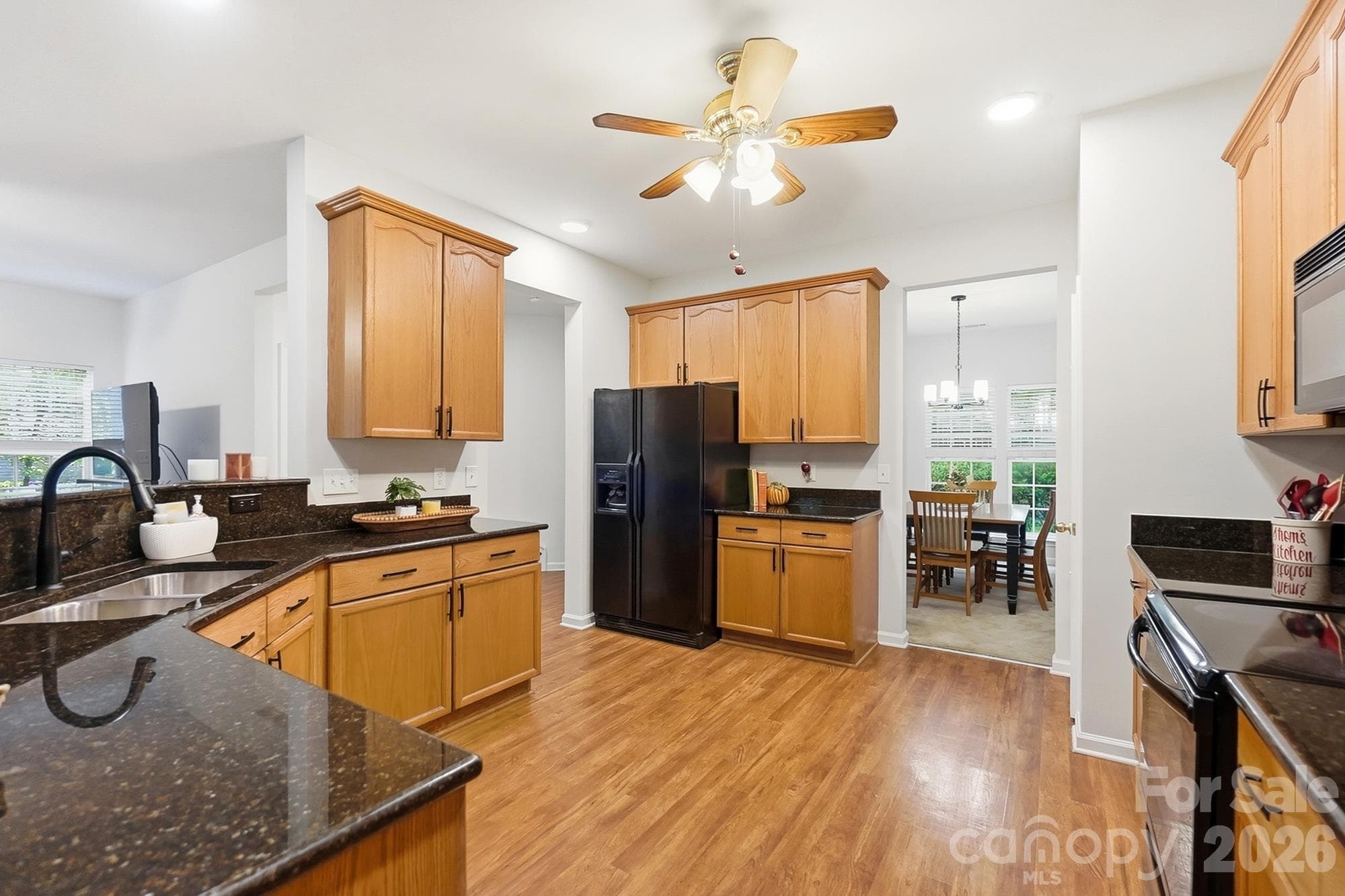 Single Family Residence at 2100 Pineapple Court, Matthews, photo 12 of 44