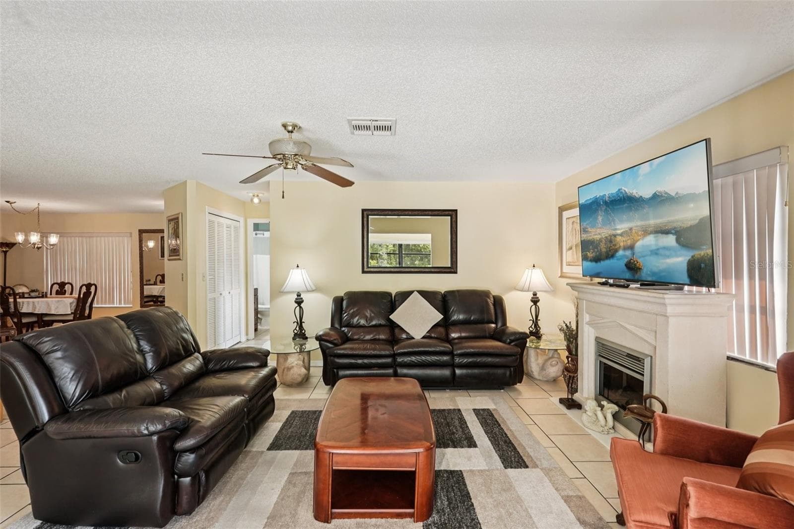 Single Family Residence at 1805 NEW BEDFORD DR, SUN CITY CENTER, photo 5 of 54