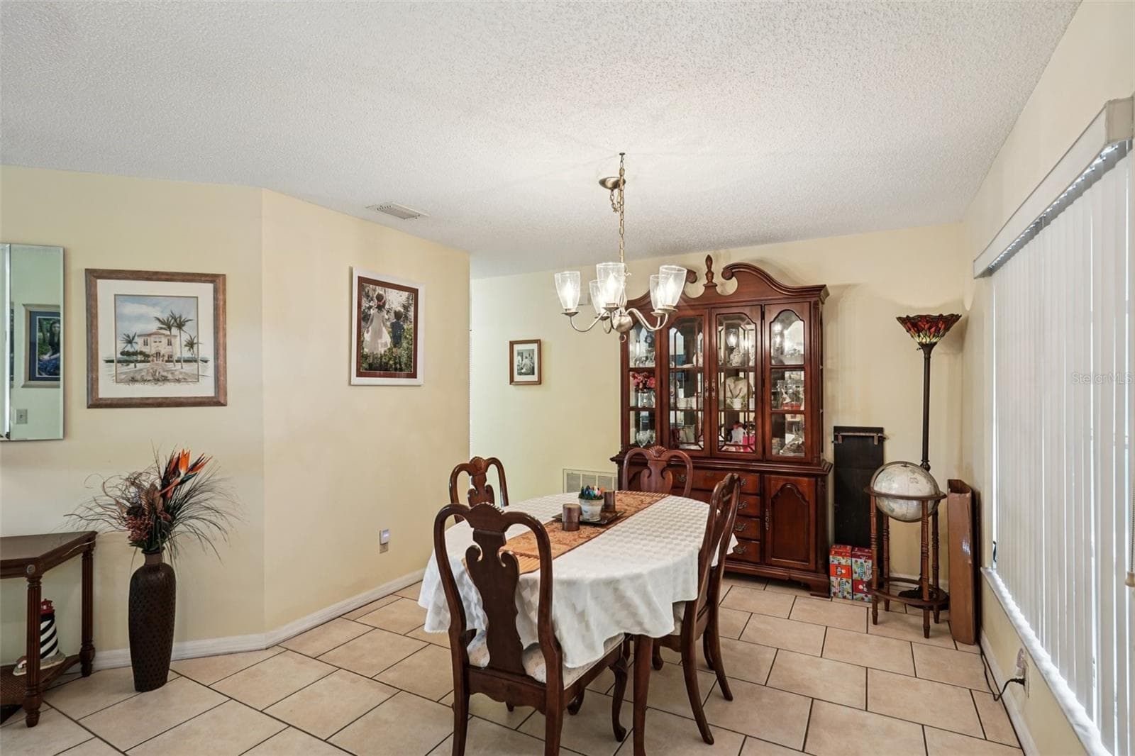 Single Family Residence at 1805 NEW BEDFORD DR, SUN CITY CENTER, photo 8 of 54