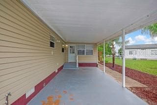 Manufactured Home at 15141 RIALTO AVE, BROOKSVILLE, photo 6 of 50