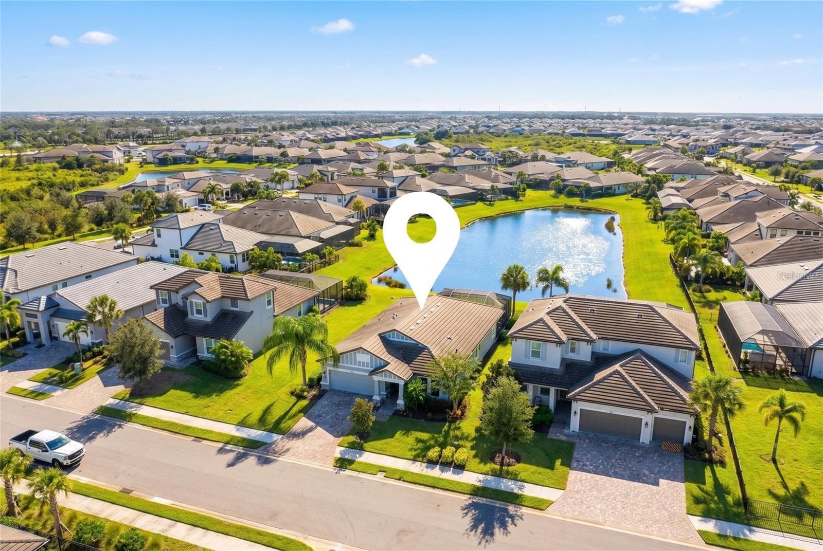 Single Family Residence at 4719 WINSOME WAY, LAKEWOOD RANCH, photo 2 of 84