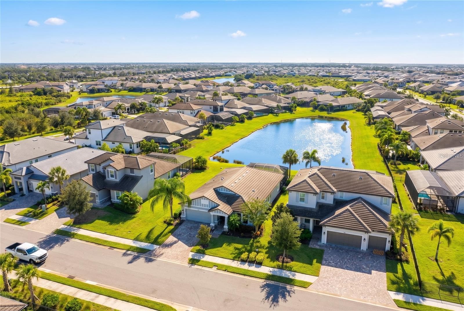 Single Family Residence at 4719 WINSOME WAY, LAKEWOOD RANCH, photo 9 of 84