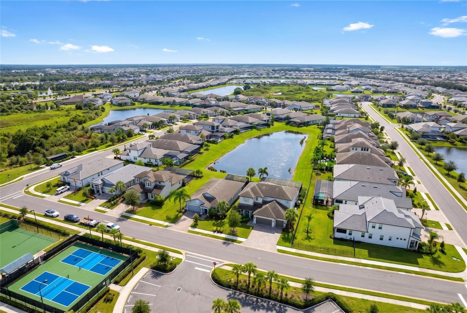 Single Family Residence at 4719 WINSOME WAY, LAKEWOOD RANCH, photo 19 of 84