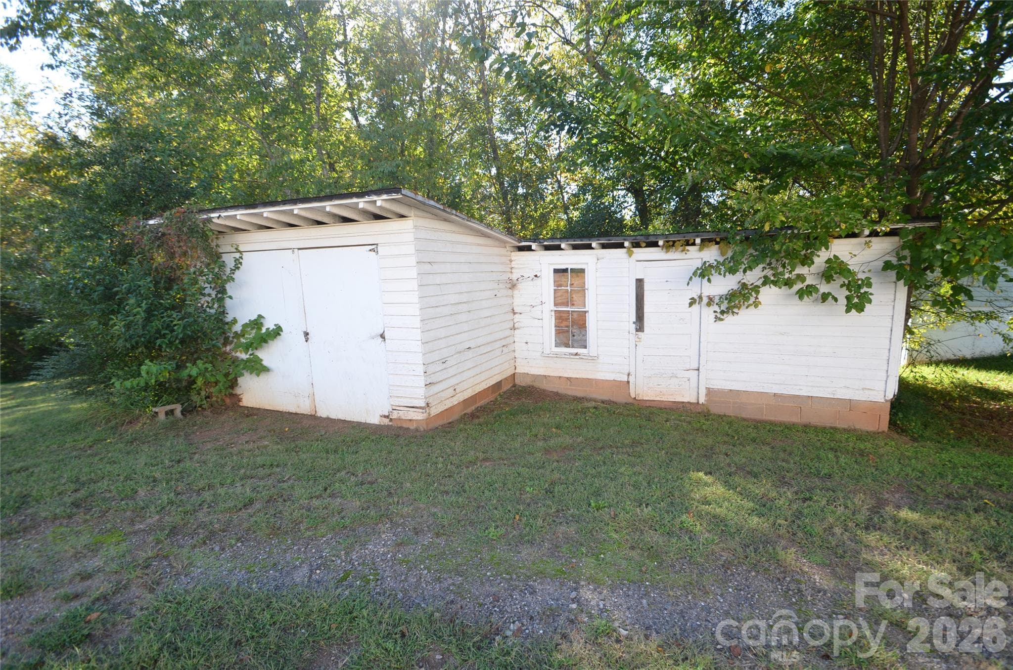 Single Family Residence at 813 Powell Avenue SW, Valdese, photo 15 of 19