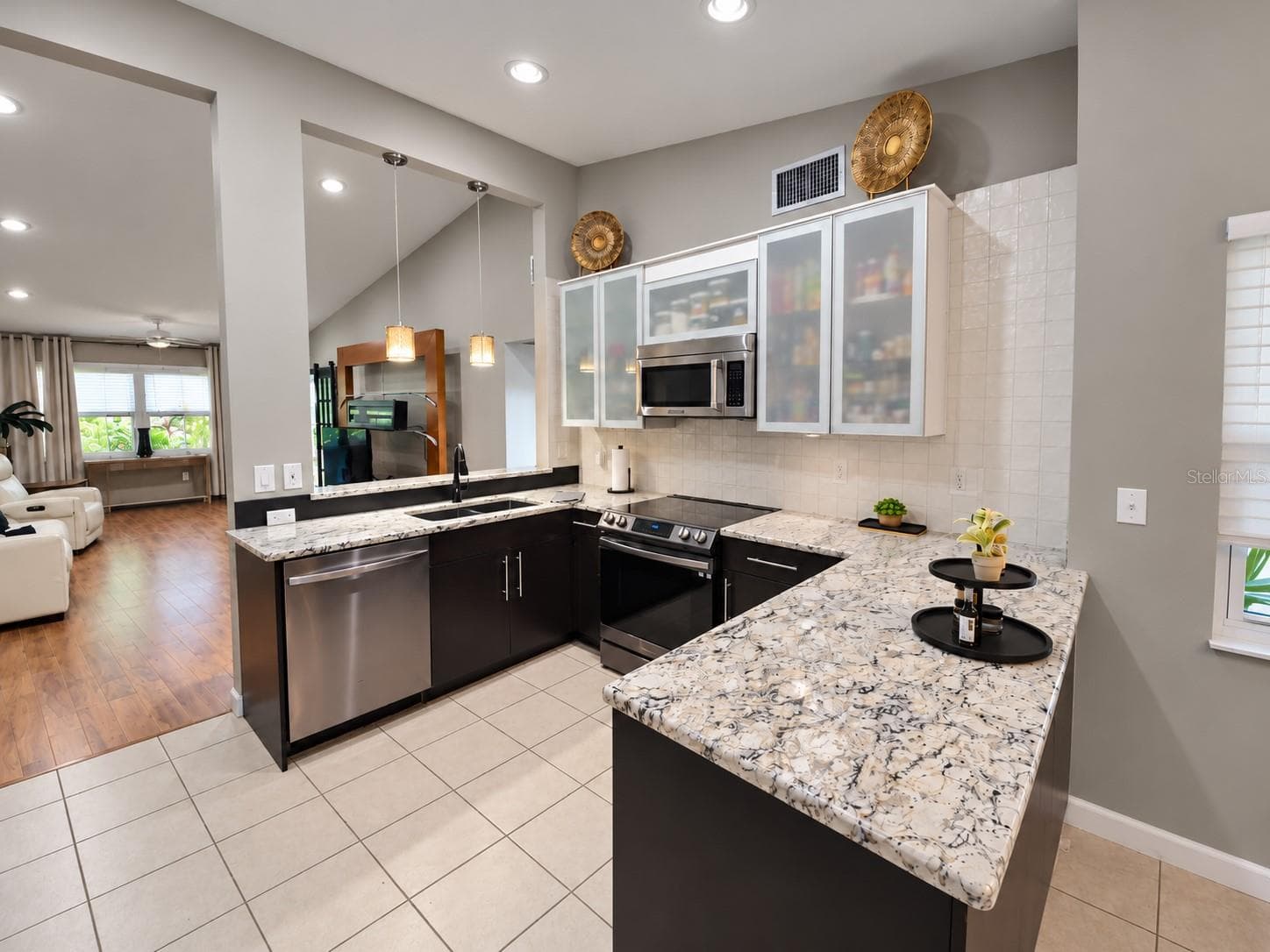 Villa at 5699 WESTWIND LN, SARASOTA, photo 5 of 63