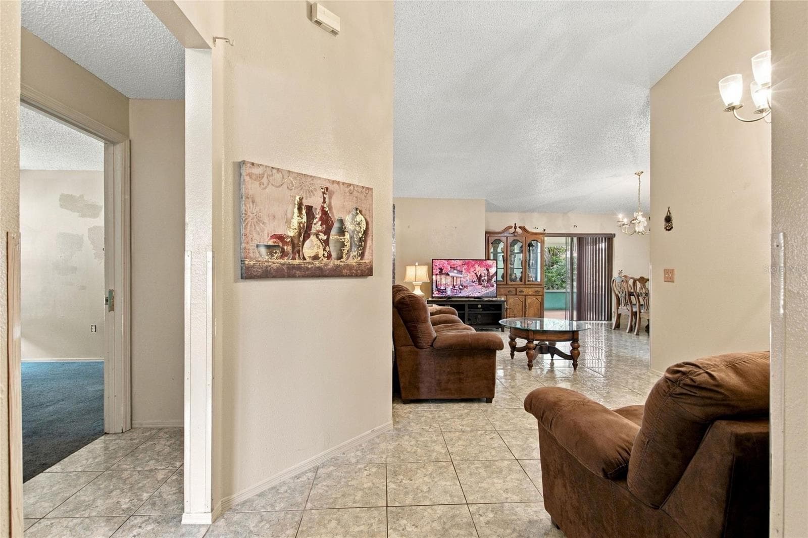 ENTRANCE HALL WAY - 298 INDIAN POINT CIR, KISSIMMEE