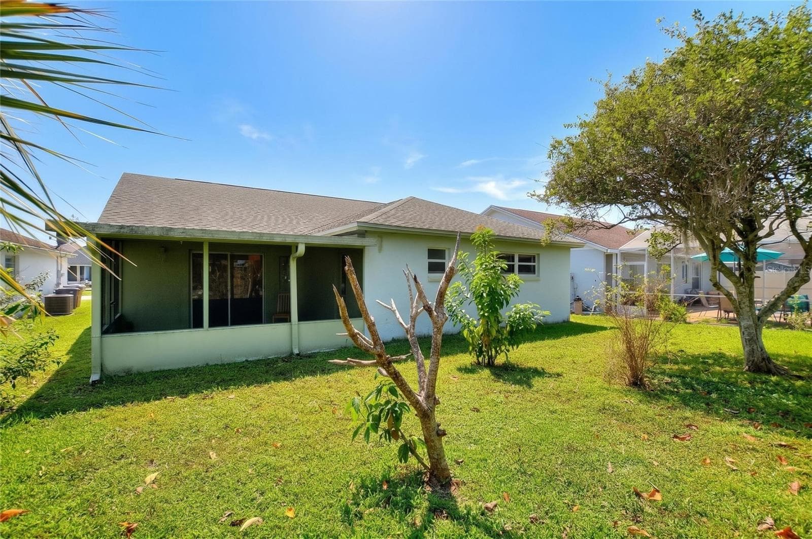 Single Family Residence at 298 INDIAN POINT CIR, KISSIMMEE, photo 34 of 43