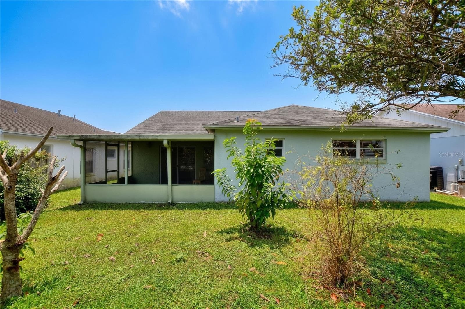 Single Family Residence at 298 INDIAN POINT CIR, KISSIMMEE, photo 36 of 43