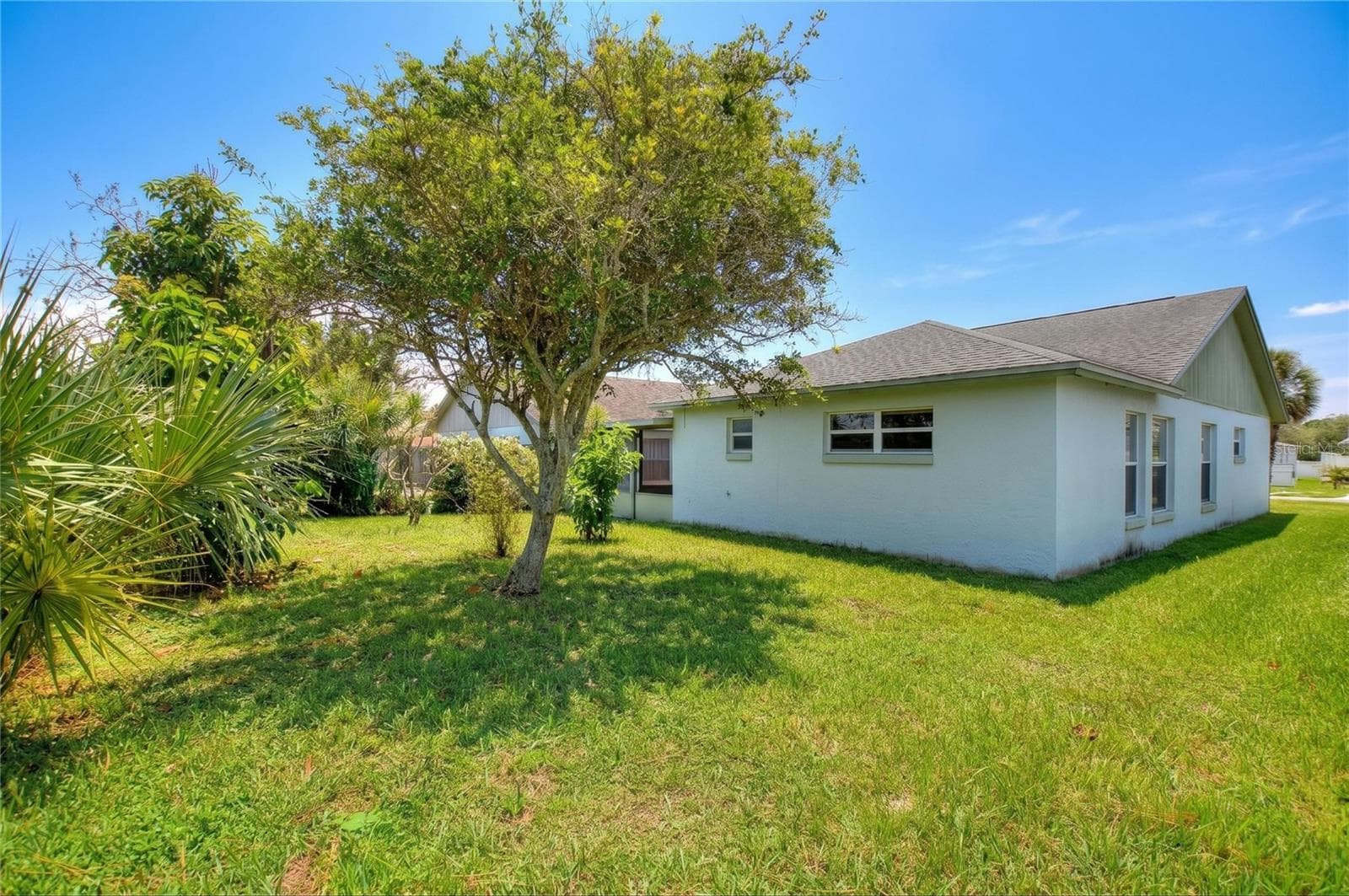 Single Family Residence at 298 INDIAN POINT CIR, KISSIMMEE, photo 37 of 43