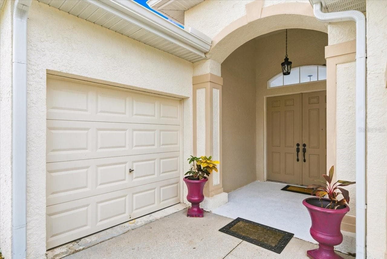 Single Family Residence at 12220 WOODLANDS CIR, DADE CITY, photo 4 of 67