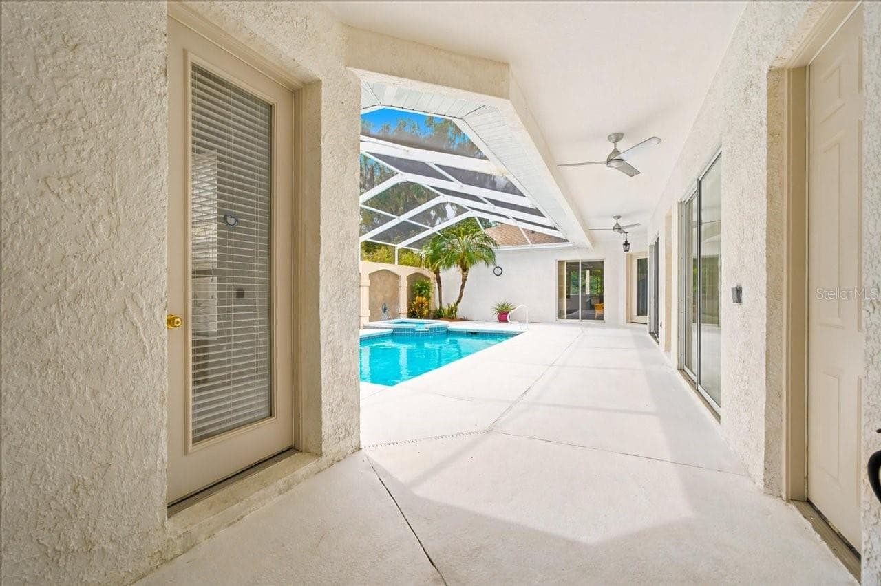 Single Family Residence at 12220 WOODLANDS CIR, DADE CITY, photo 5 of 67