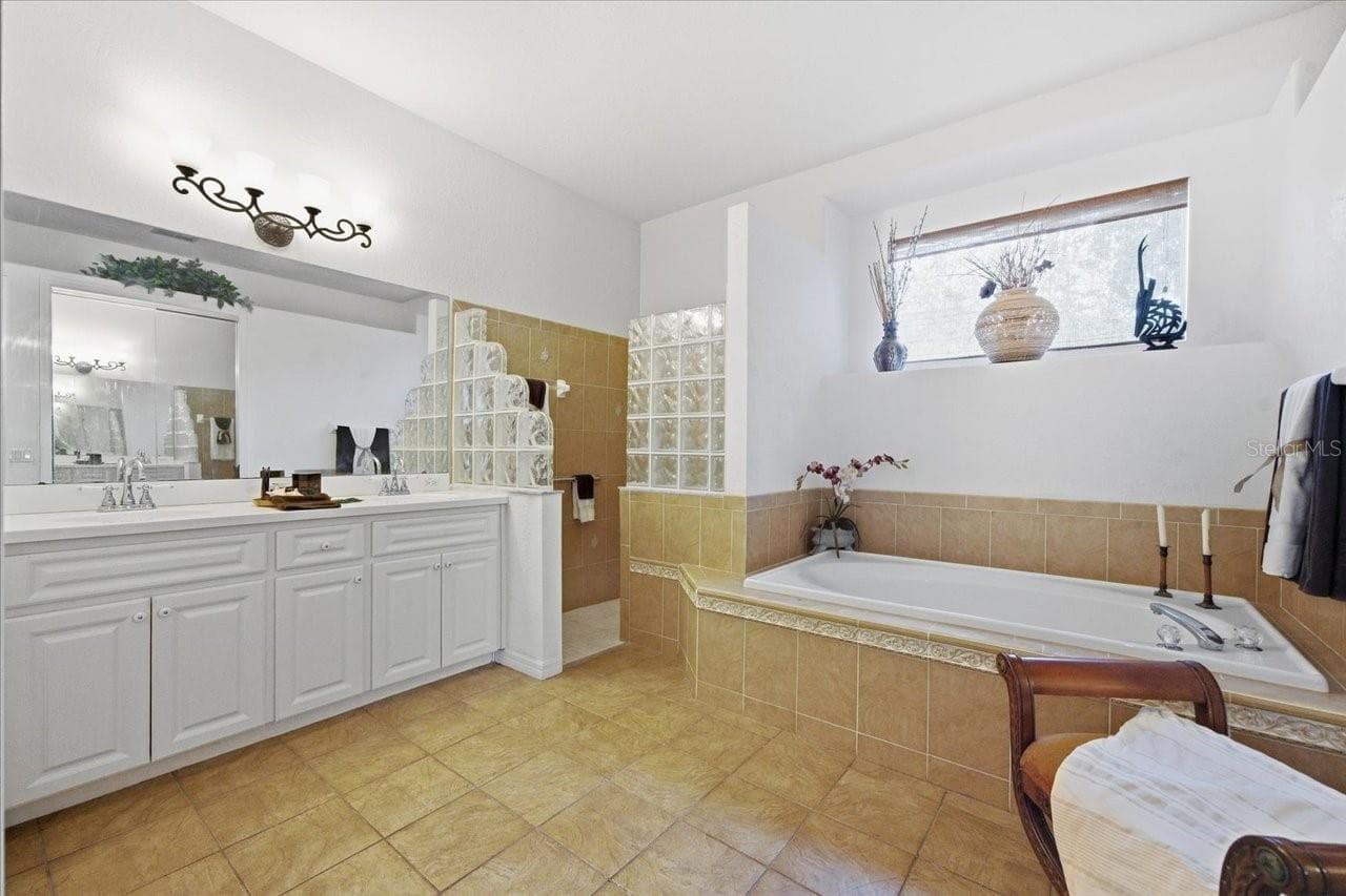 Single Family Residence at 12220 WOODLANDS CIR, DADE CITY, photo 37 of 67