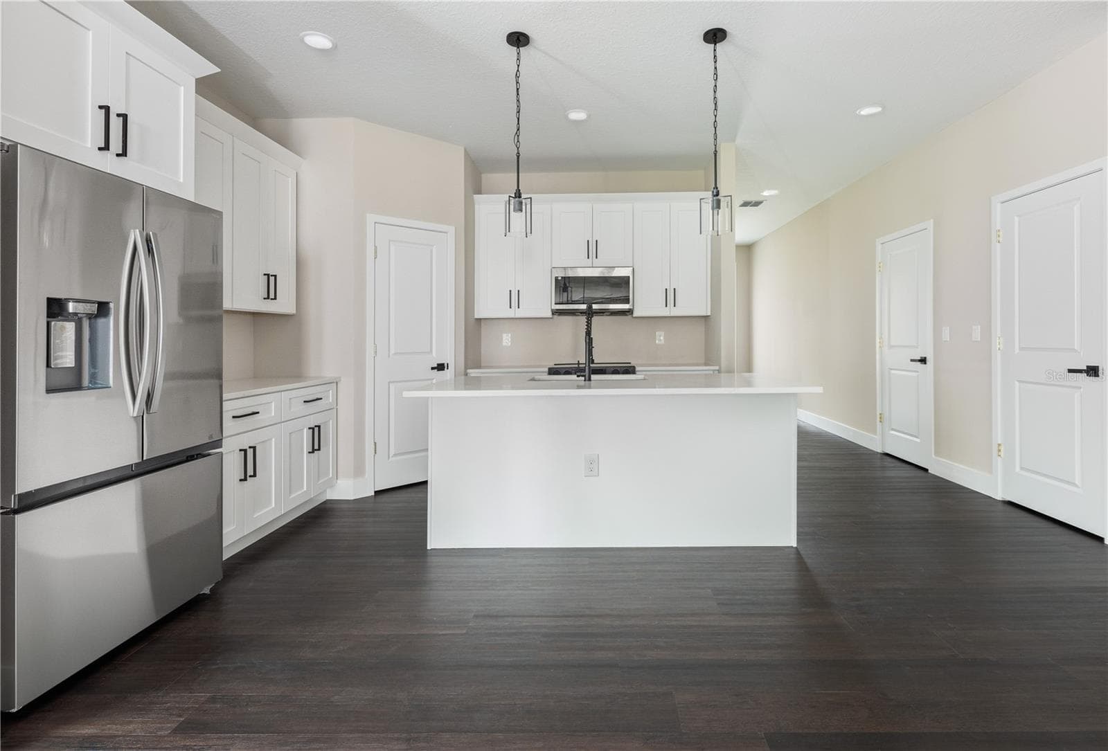 Single Family Residence at 225 E HYDE PARK AVE, EUSTIS, photo 8 of 35
