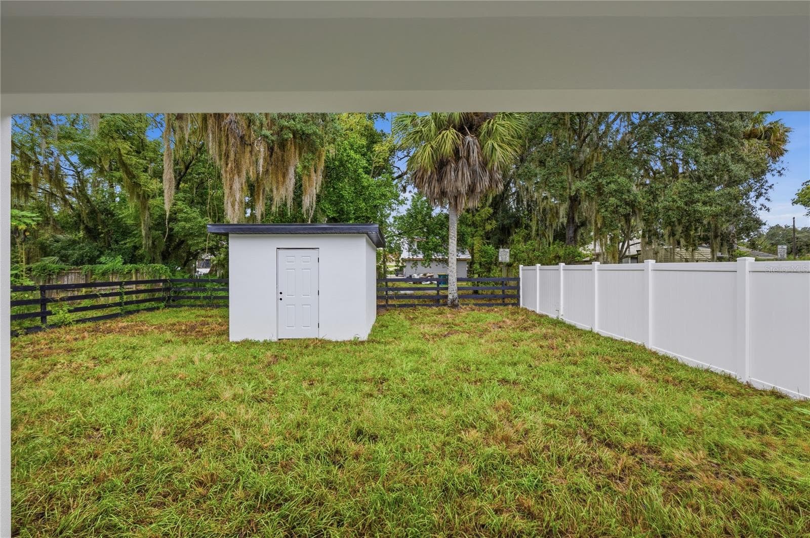 Single Family Residence at 225 E HYDE PARK AVE, EUSTIS, photo 31 of 35
