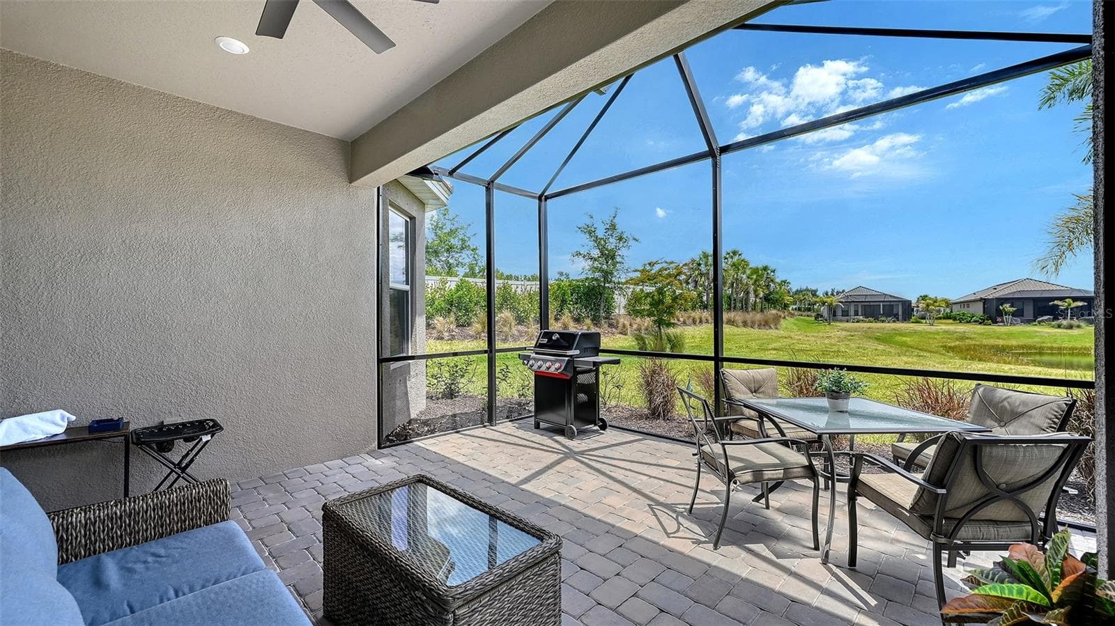 Single Family Residence at 3007 TRAMONTO CT, BRADENTON, photo 4 of 90