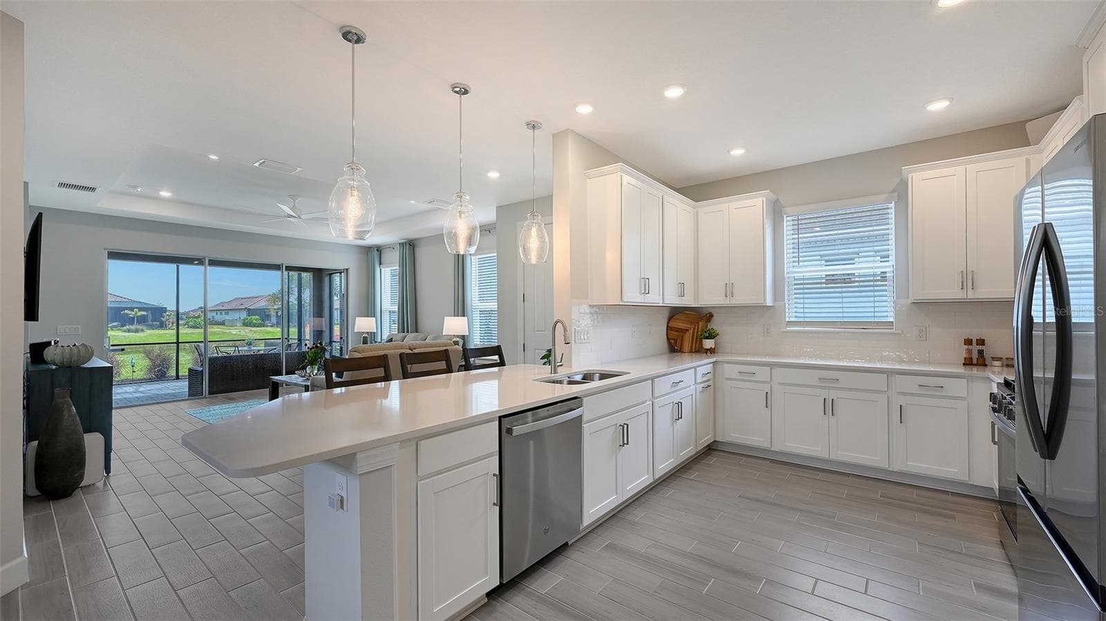 Single Family Residence at 3007 TRAMONTO CT, BRADENTON, photo 11 of 90