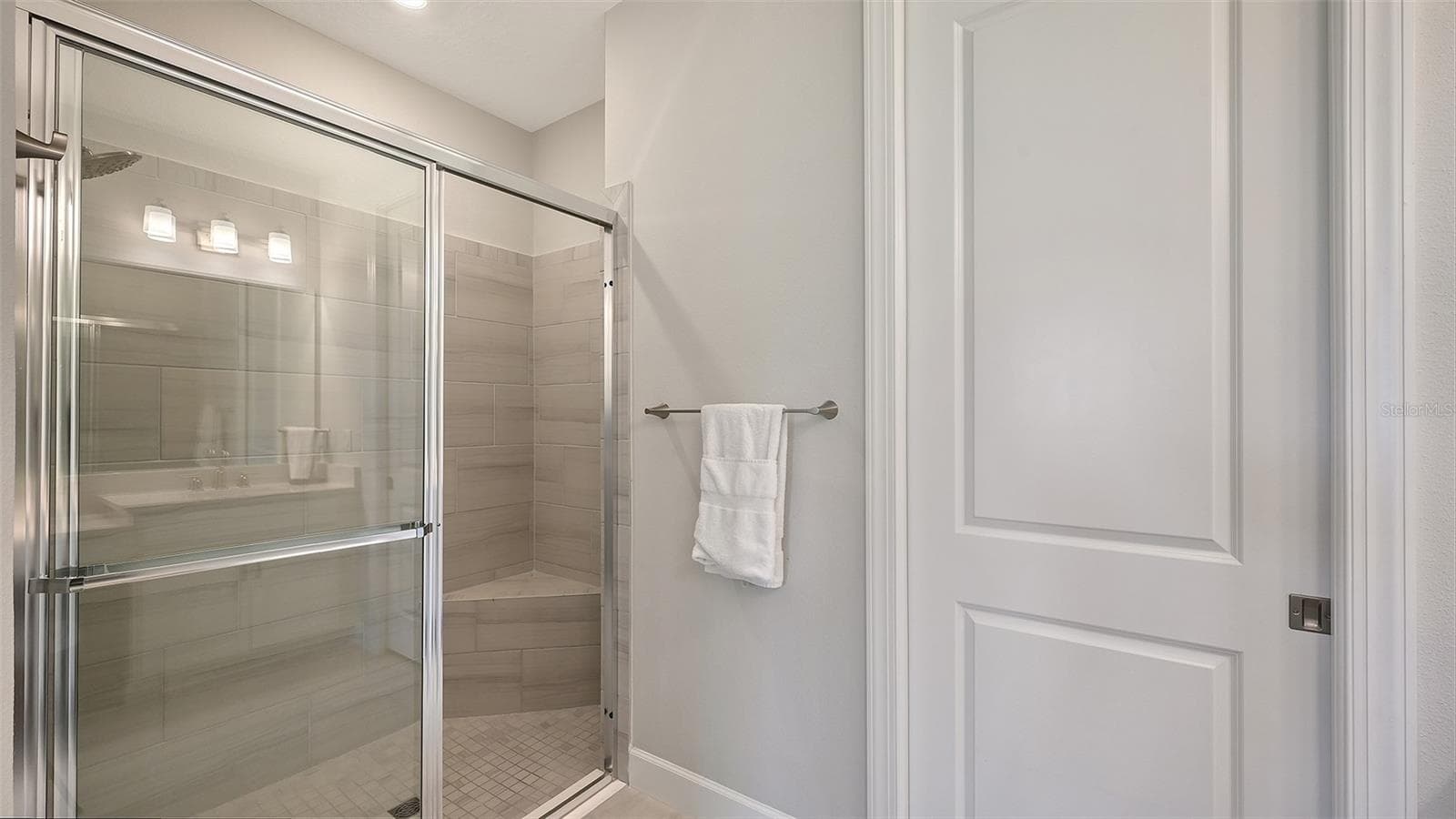 Single Family Residence at 3007 TRAMONTO CT, BRADENTON, photo 23 of 90