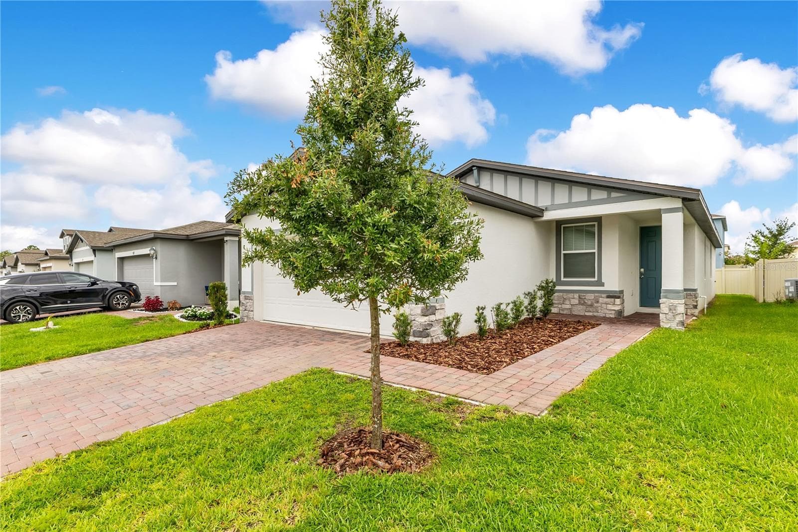 Single Family Residence at 1831 CARNOSTIE RD, WINTER HAVEN, photo 2 of 34