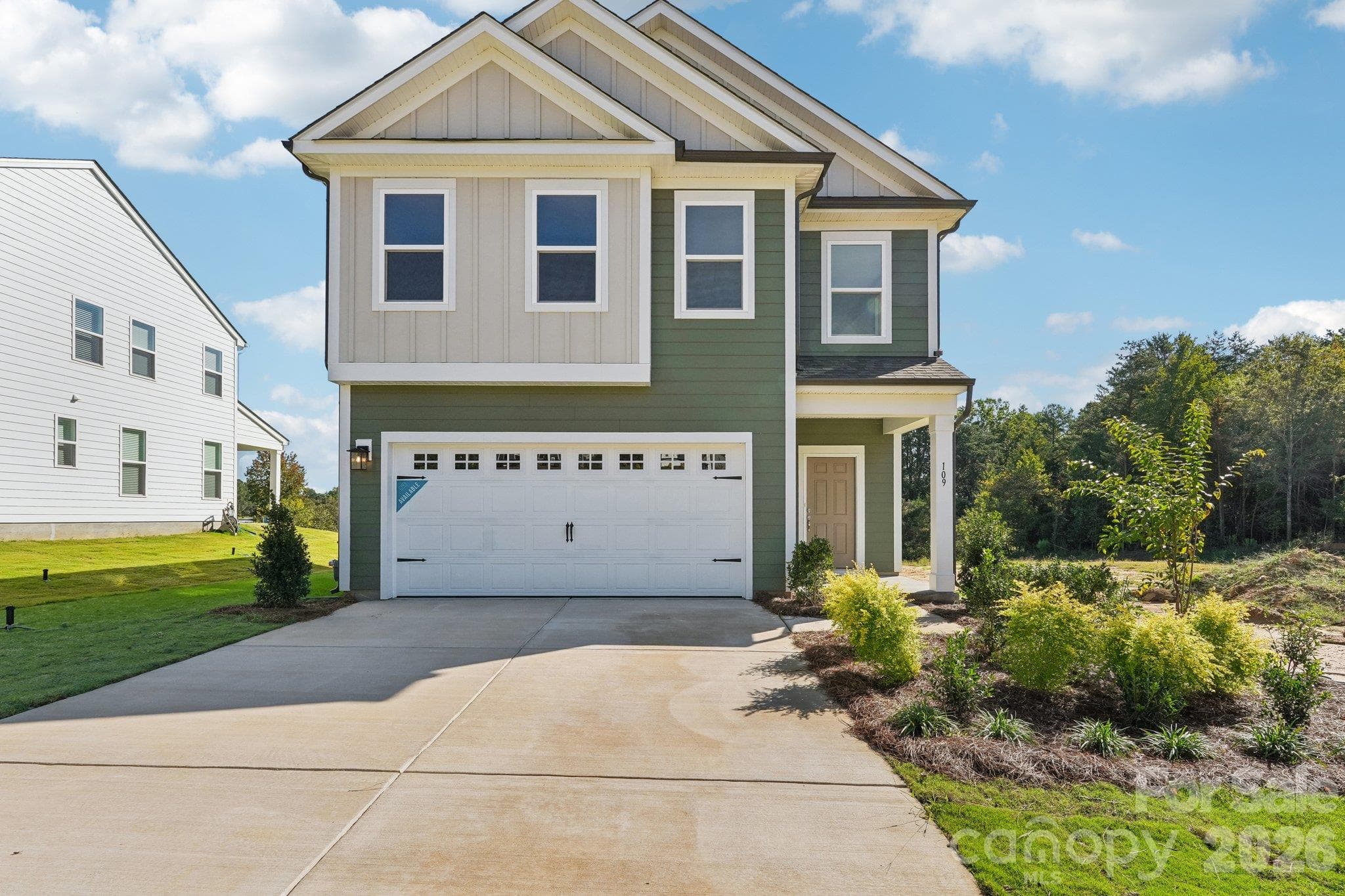 Single Family Residence at 109 Plover Lane, Mooresville, photo 2 of 45