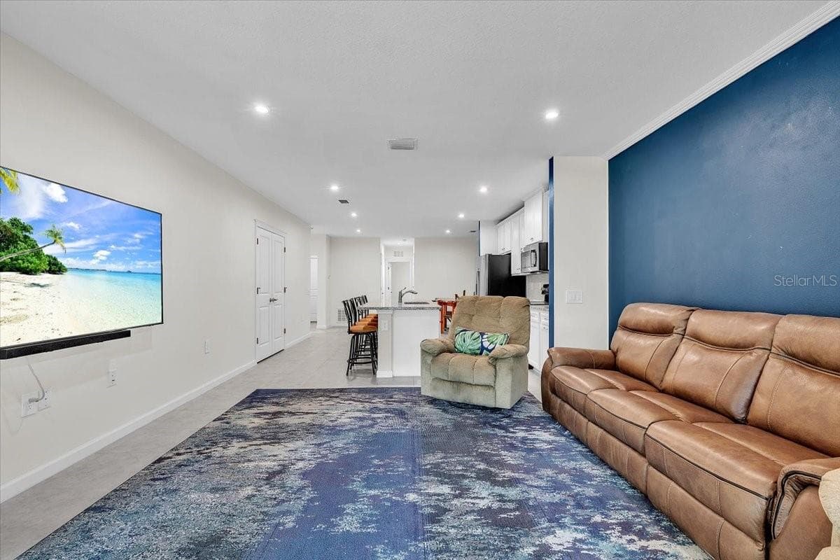 Villa at 1808 W PALMS DR, PORT CHARLOTTE, photo 8 of 42