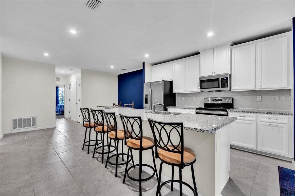 Villa at 1808 W PALMS DR, PORT CHARLOTTE, photo 9 of 42