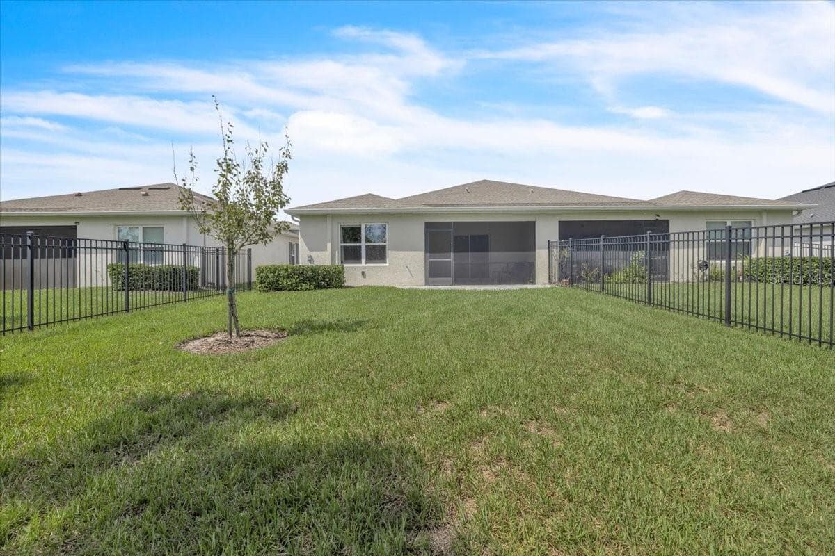 Villa at 1808 W PALMS DR, PORT CHARLOTTE, photo 35 of 42