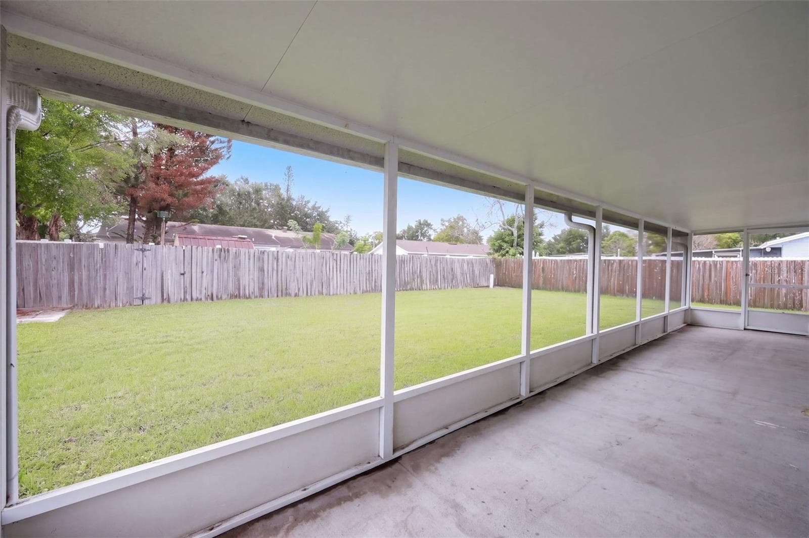 Screened back patio - 6657 GUNNELL CT, ORLANDO