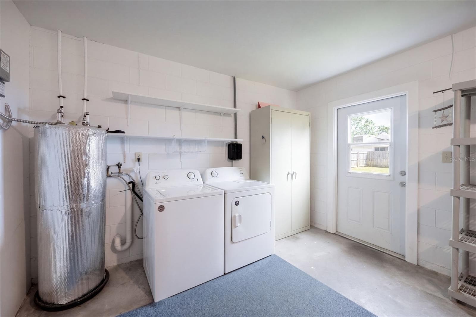 Laundry in Garage - 6657 GUNNELL CT, ORLANDO