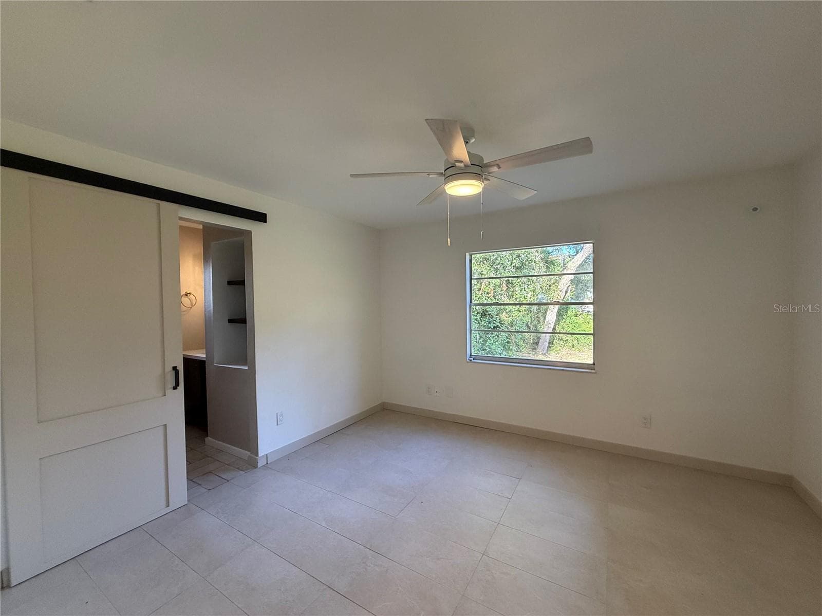 Single Family Residence at 34390 ORCHID PKWY, DADE CITY, photo 4 of 14