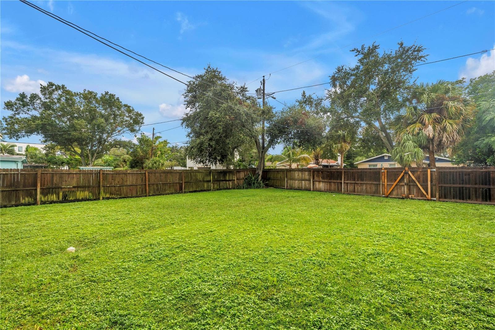 Single Family Residence at 2511 QUINCY ST S, ST PETERSBURG, photo 3 of 34