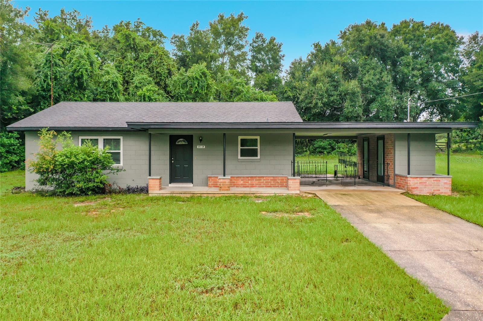 Single Family Residence at 5134 EAGLES NEST RD, FRUITLAND PARK, photo 4 of 43
