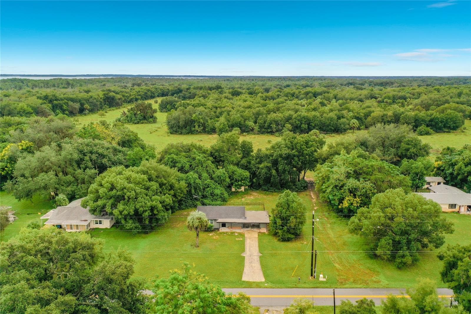Single Family Residence at 5134 EAGLES NEST RD, FRUITLAND PARK, photo 8 of 43