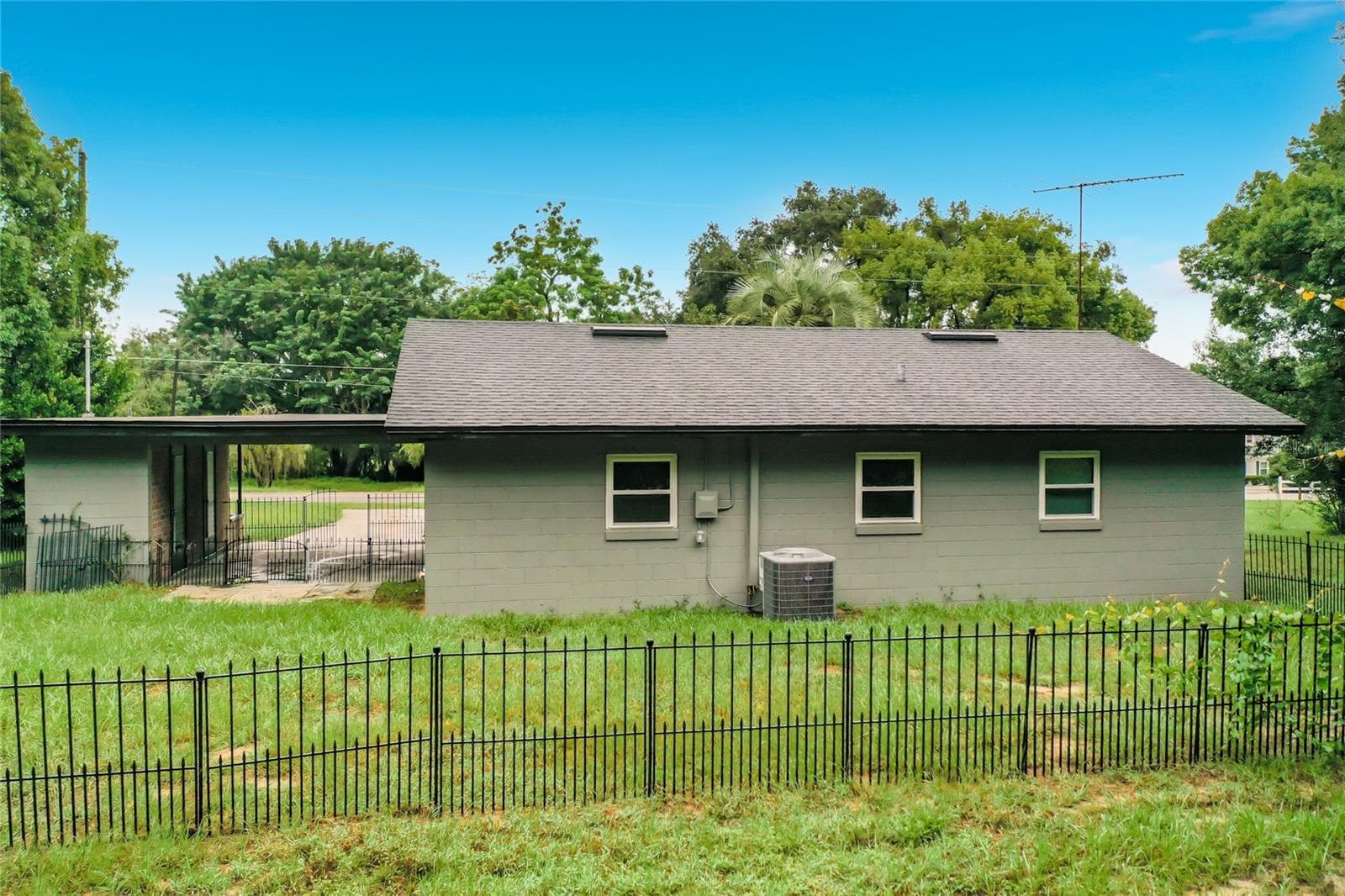 Single Family Residence at 5134 EAGLES NEST RD, FRUITLAND PARK, photo 33 of 43