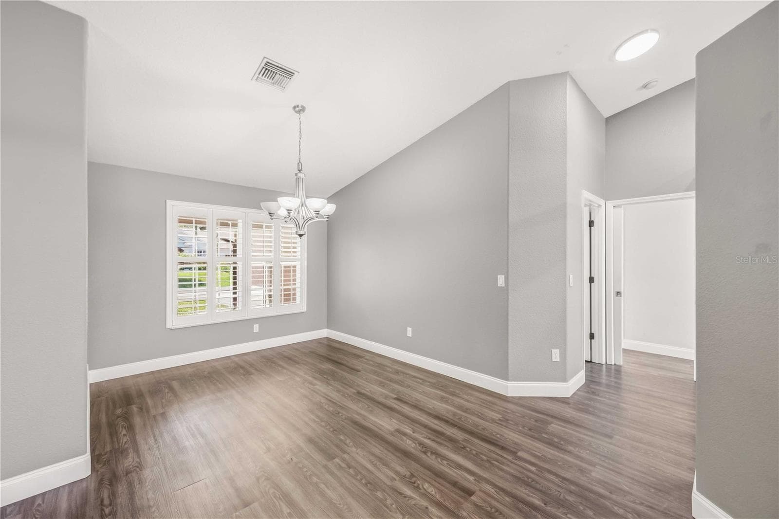 Single Family Residence at 2671 SERPULA RD, VENICE, photo 14 of 60