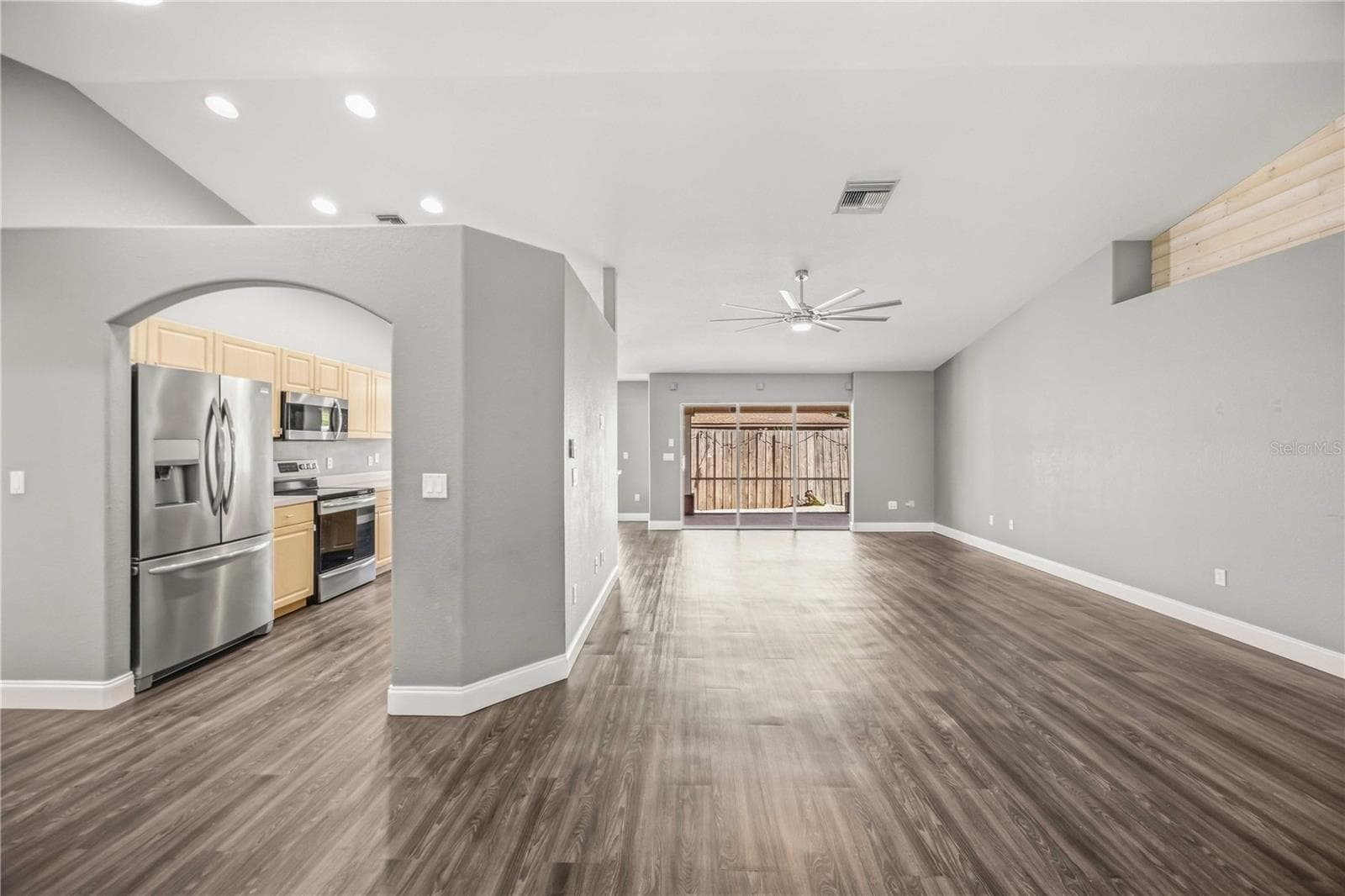 Single Family Residence at 2671 SERPULA RD, VENICE, photo 18 of 60