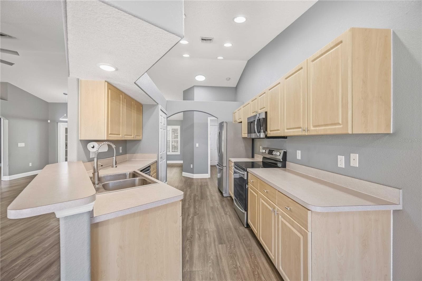 Single Family Residence at 2671 SERPULA RD, VENICE, photo 21 of 60