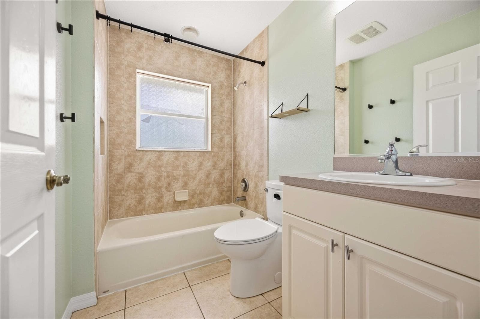 Single Family Residence at 2671 SERPULA RD, VENICE, photo 37 of 60