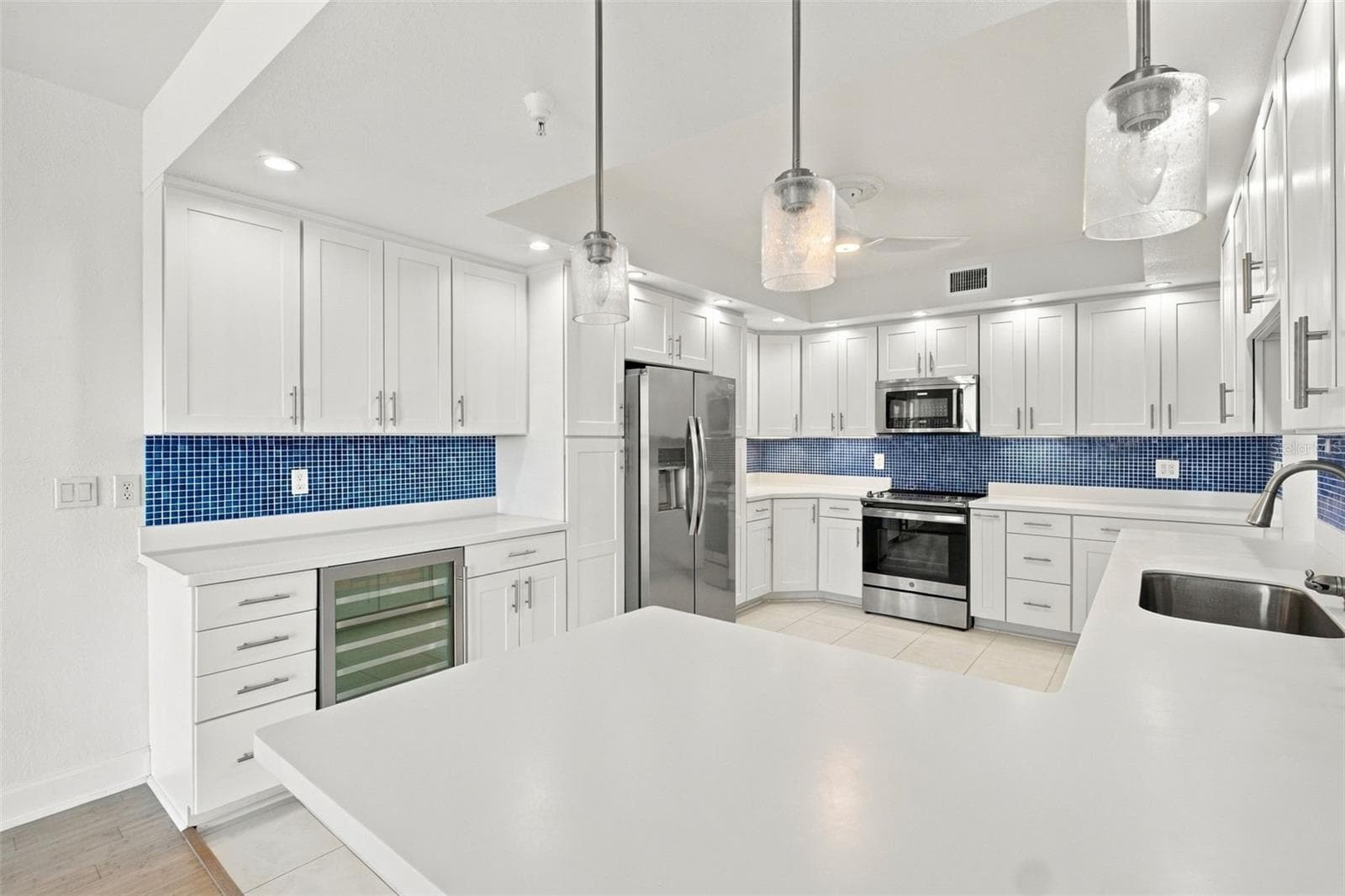 Kitchen - 4993 BACOPA LN S #304, ST PETERSBURG