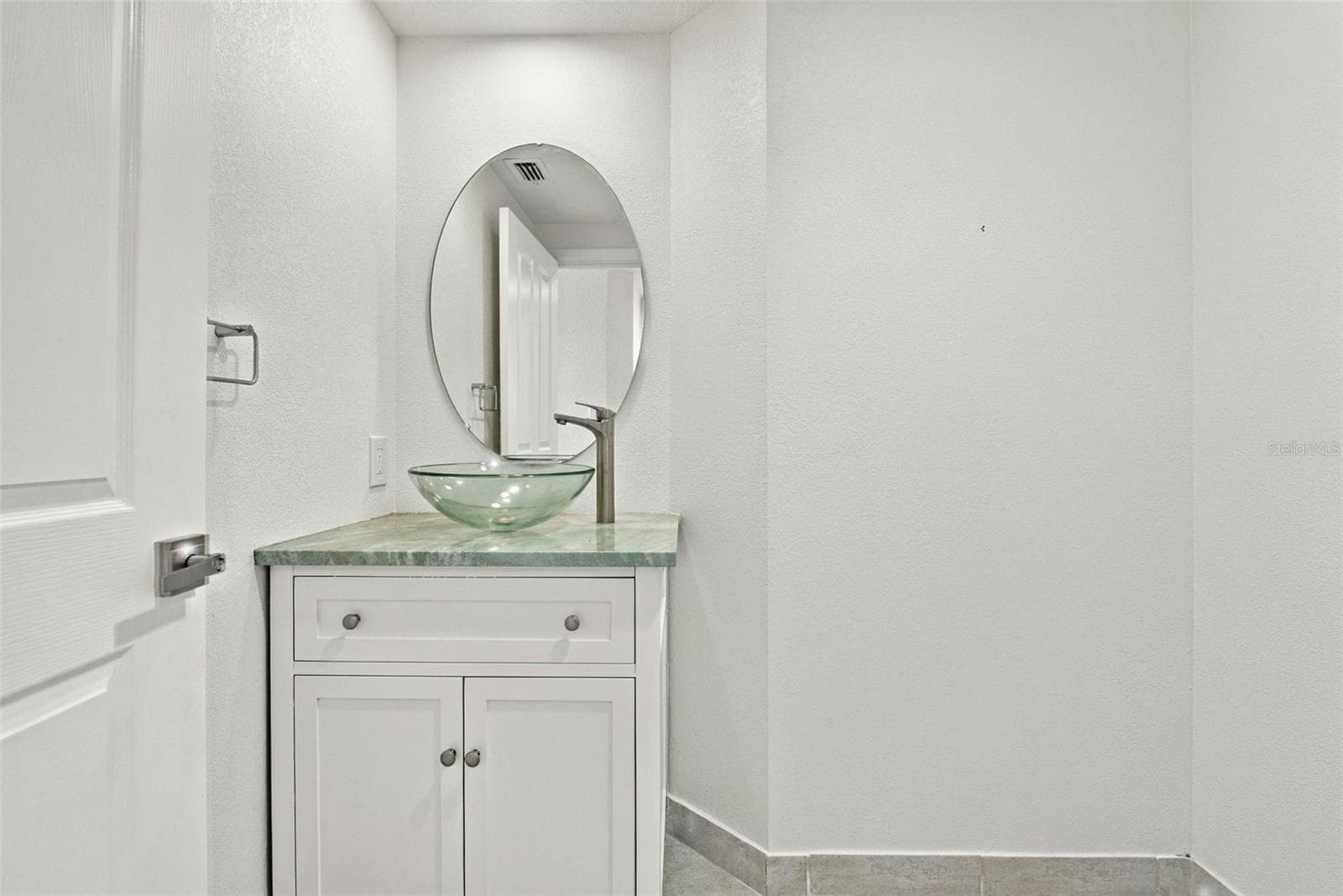 Half Bath - 4993 BACOPA LN S #304, ST PETERSBURG