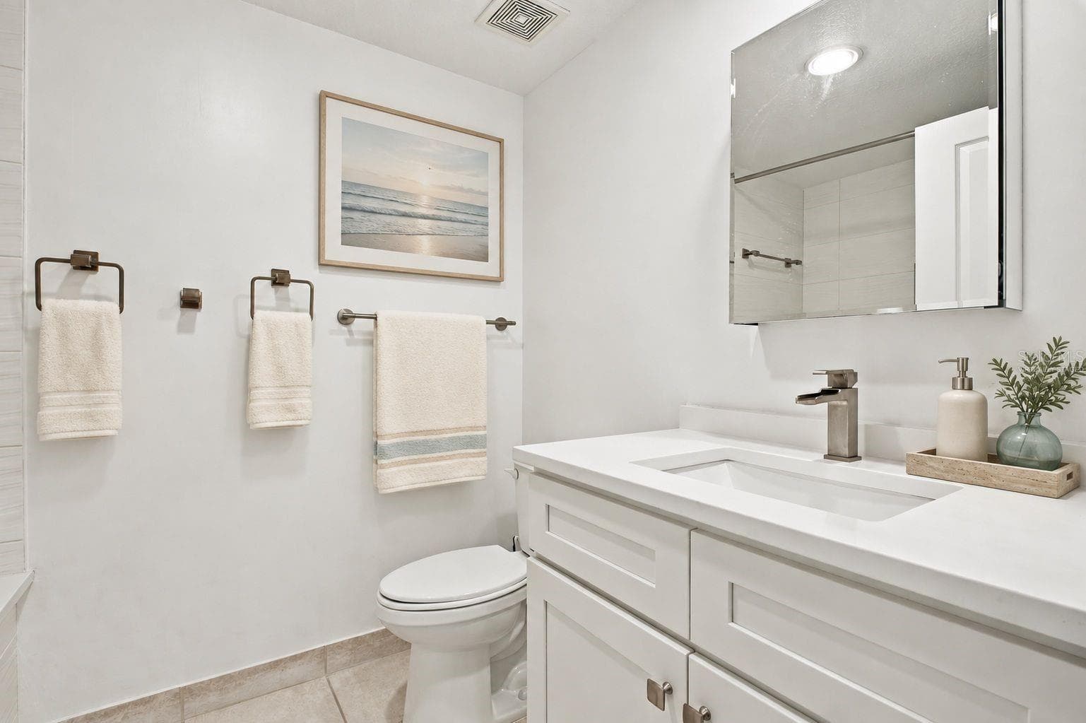 2nd Bathroom virtually staged - 4993 BACOPA LN S #304, ST PETERSBURG