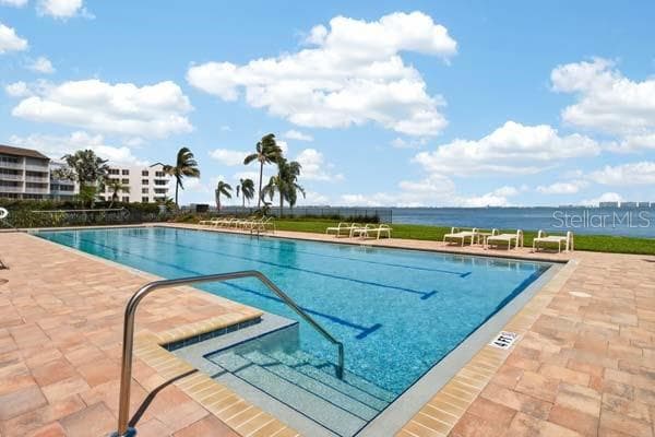 Community pool - 4993 BACOPA LN S #304, ST PETERSBURG