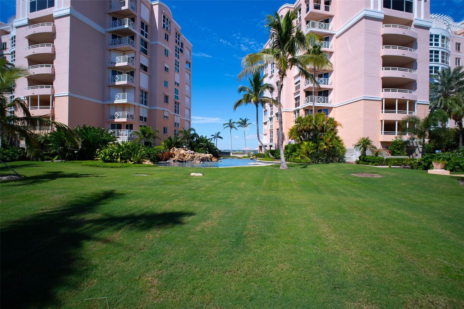 Community view - 4993 BACOPA LN S #304, ST PETERSBURG